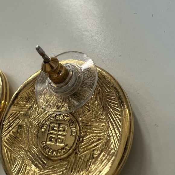 Givenchy vintage logo rare pierced earrings - Picture 7 of 11